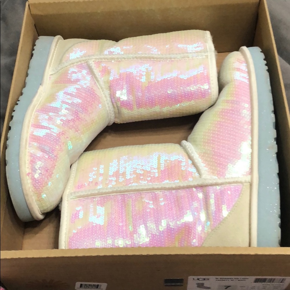 Ugg’s the I do with sparkles